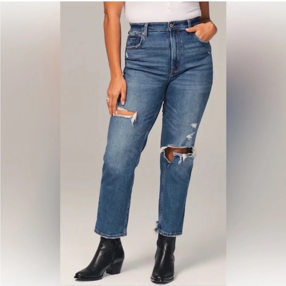 Abercrombie & Fitch The Ankle Straight Ultra High Rise Jean Size 28 / 6